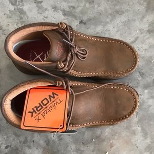 Women work steel toe shoes, size 6